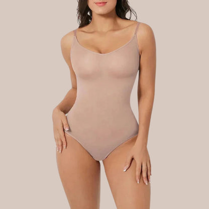 Curvely™ - Resalta la idea de curvas naturales y atractivas.